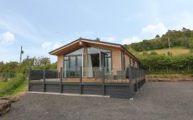 Ash Lodge